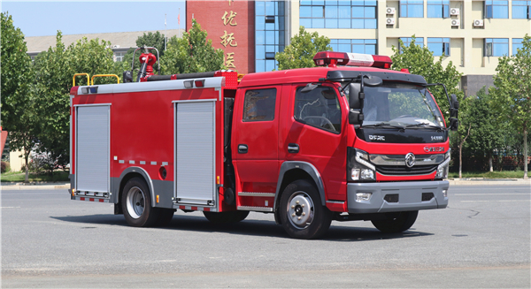 消防車廠家教你如何購(gòu)買消防車及購(gòu)買注意事項(xiàng)