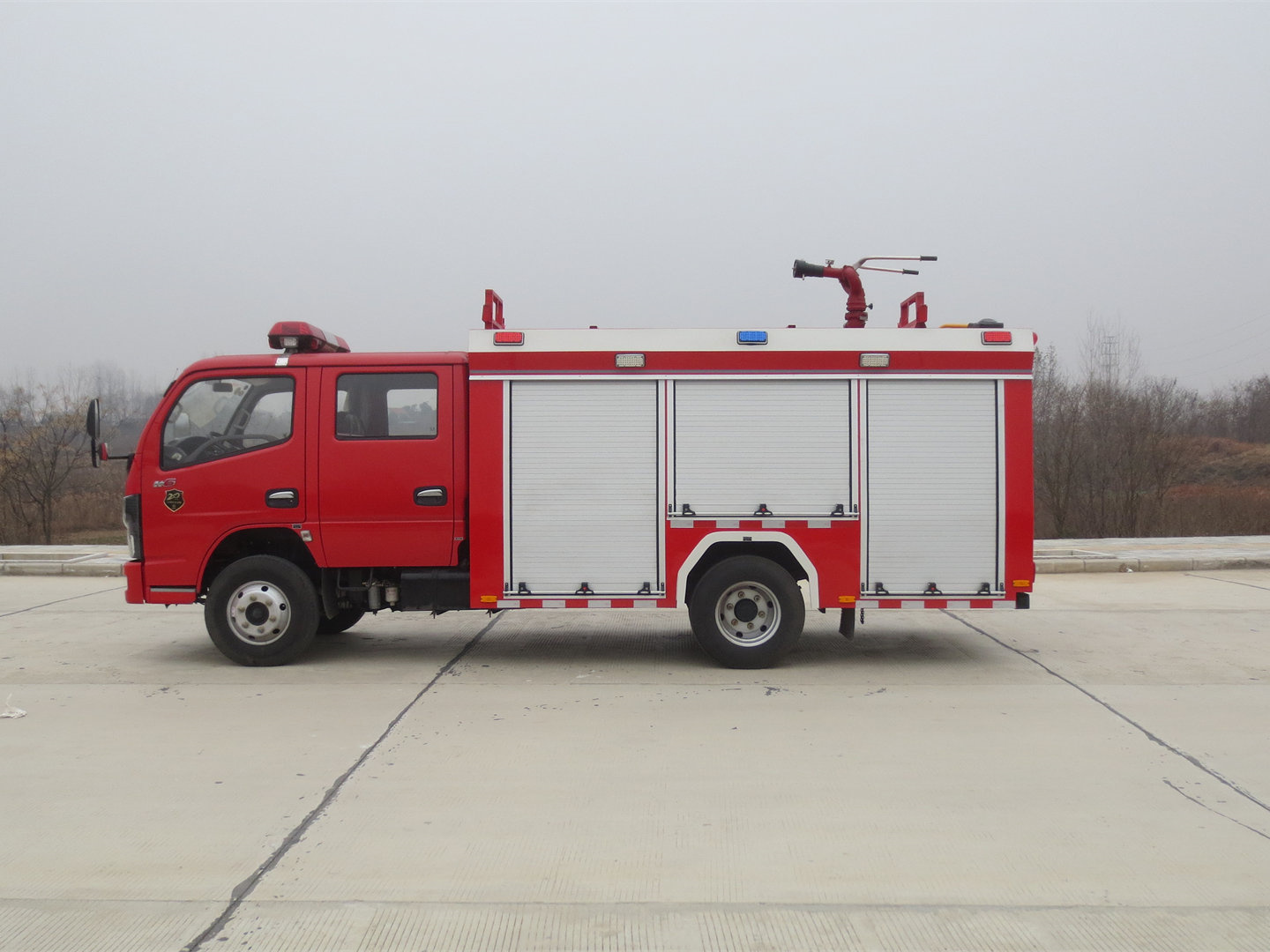 2.5噸東風(fēng)泡沫消防車